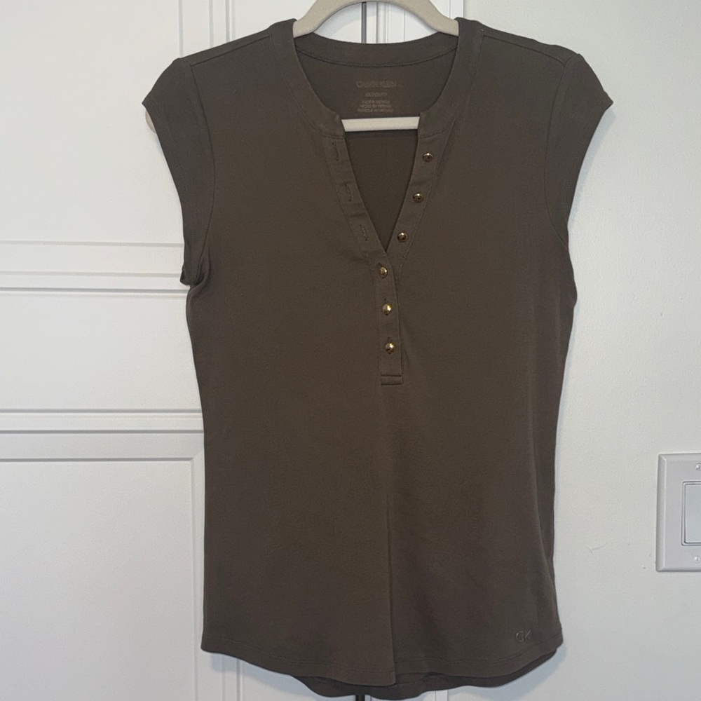 Calvin Klein Olive Short-Sleeve Henley Top with Gold Buttons